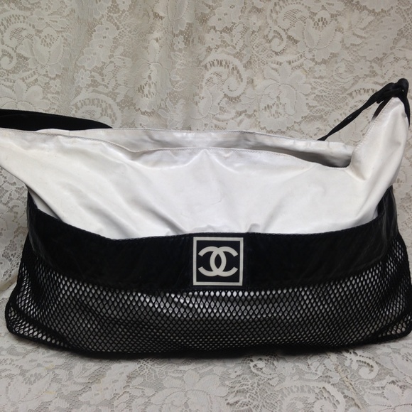 (SOLD) Chanel White-Black Large Weekend -Beach SBag-CB - Picture 3 of 16